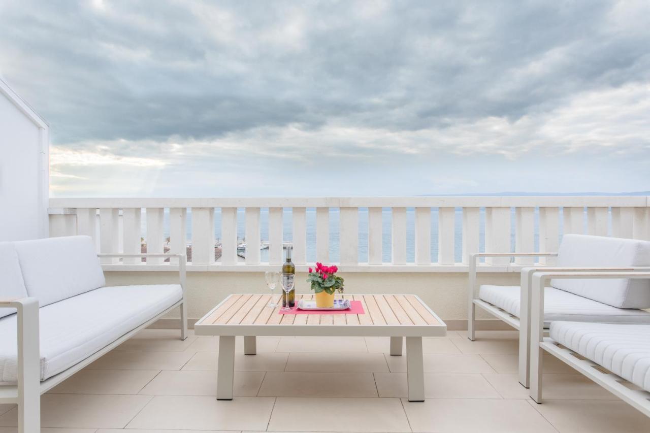 Apartments Kadenca オミシュ エクステリア 写真