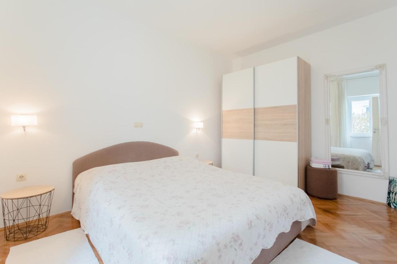 Apartments Kadenca オミシュ エクステリア 写真