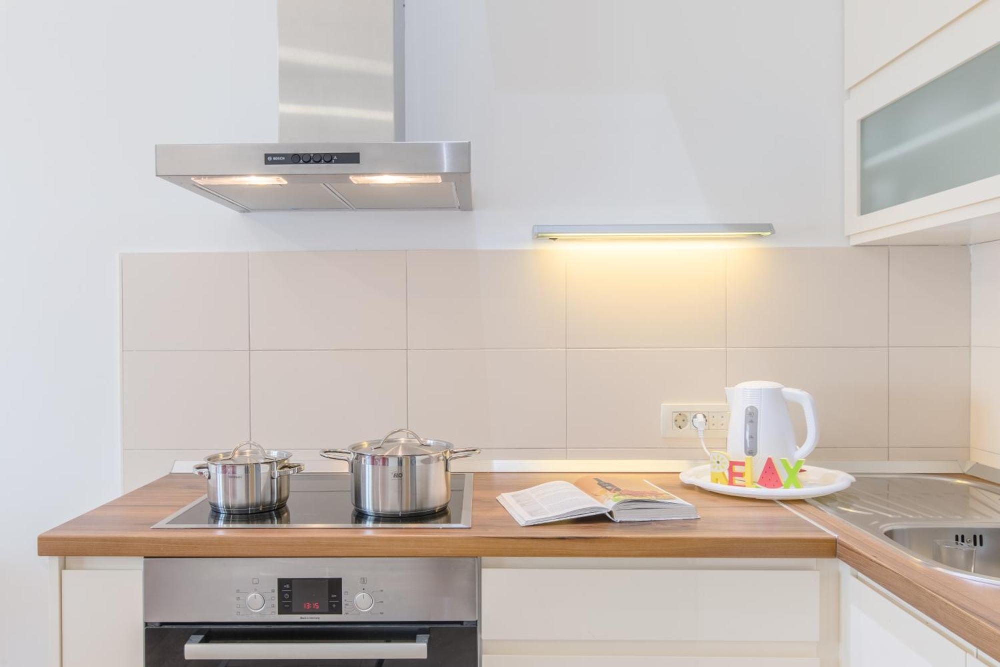 Apartments Kadenca オミシュ 部屋 写真