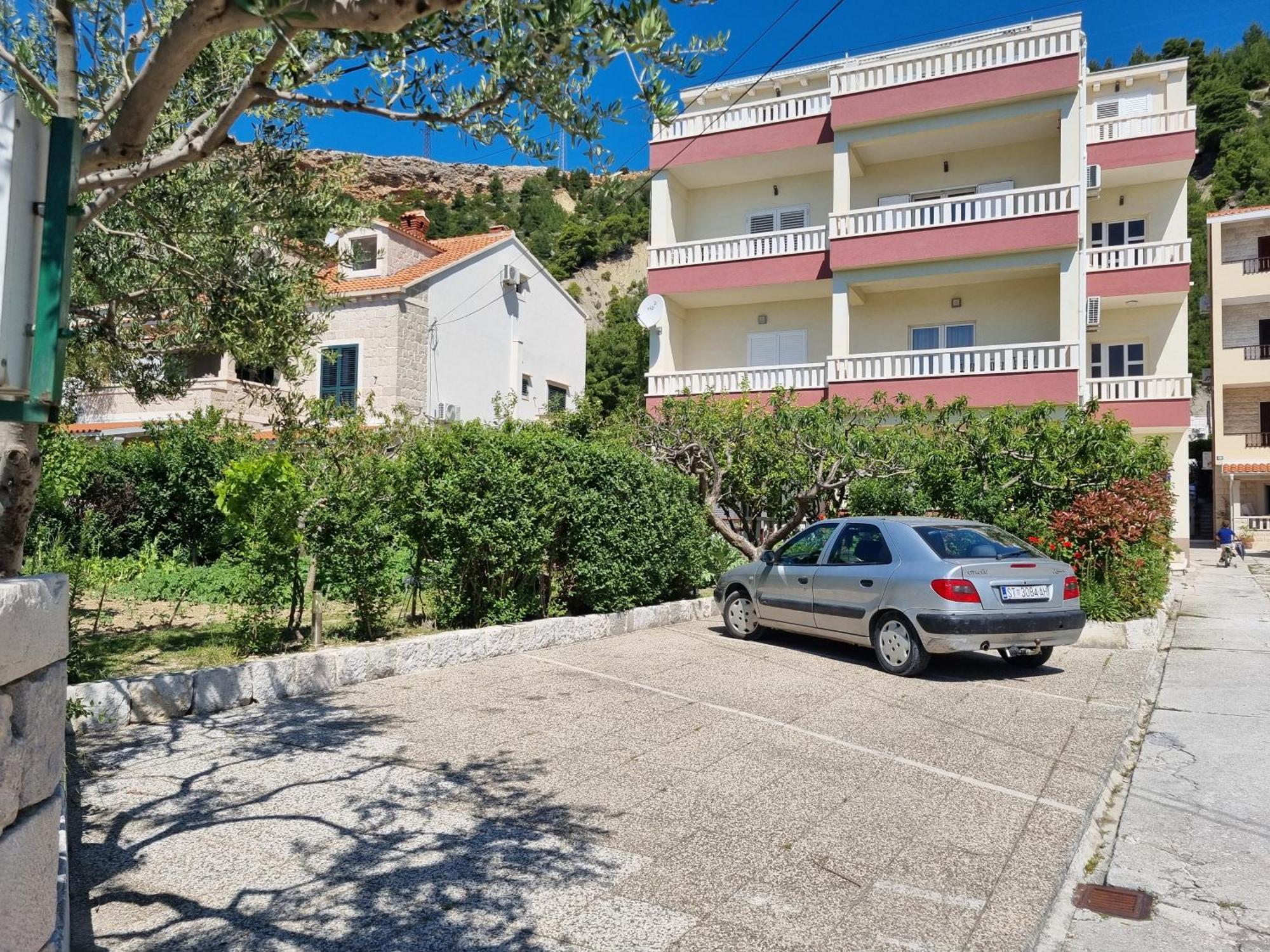 Apartments Kadenca オミシュ エクステリア 写真