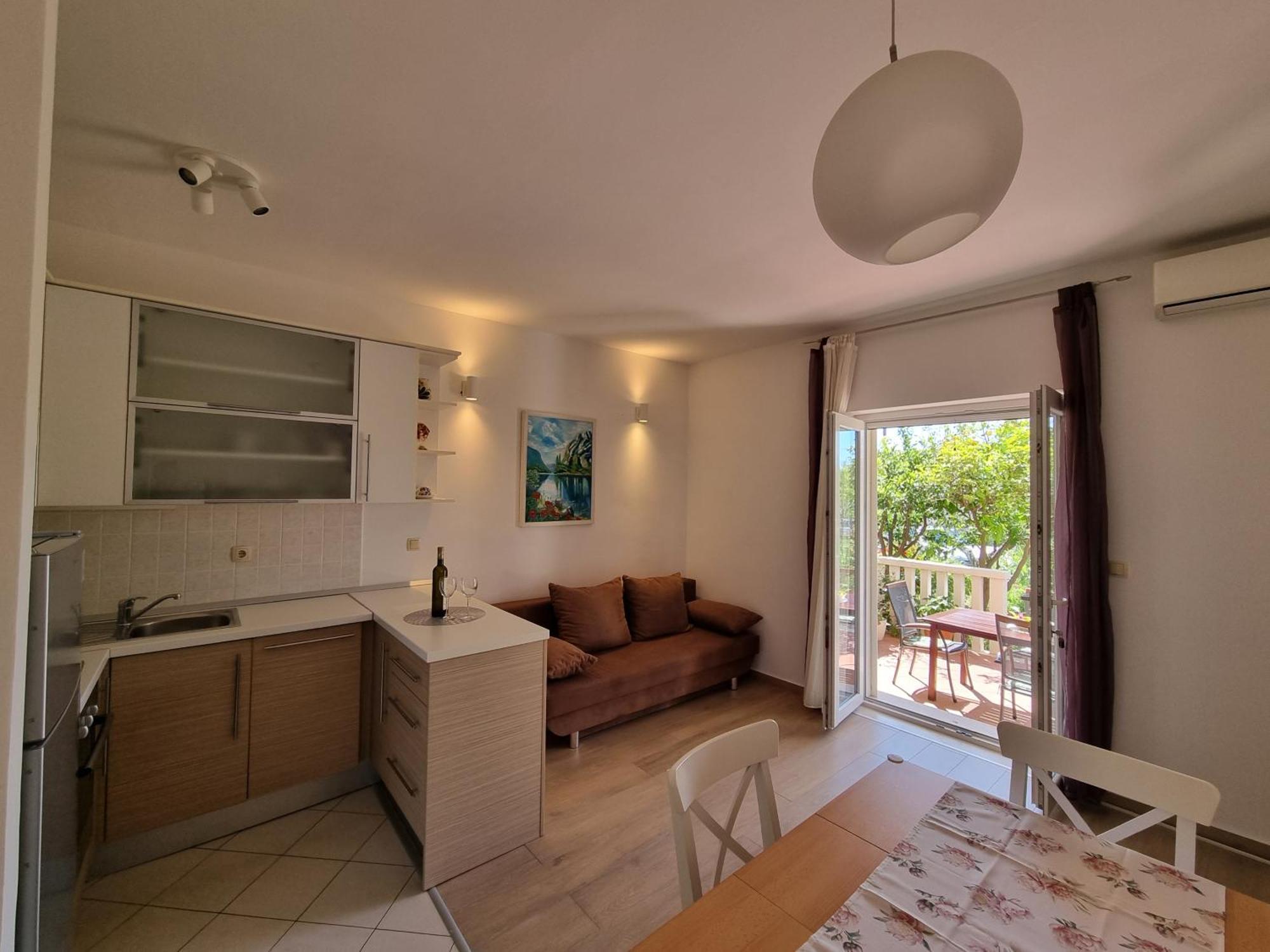 Apartments Kadenca オミシュ エクステリア 写真