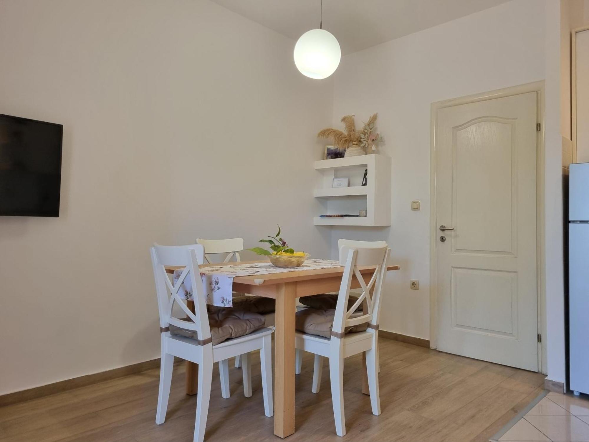 Apartments Kadenca オミシュ エクステリア 写真